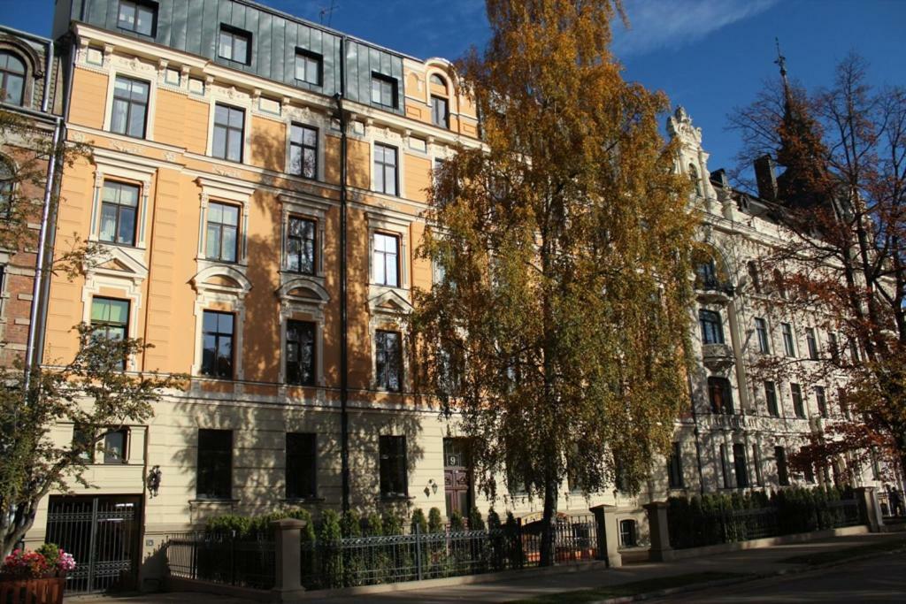 2 Room Apartment In Embasy Area Rīga Exterior foto